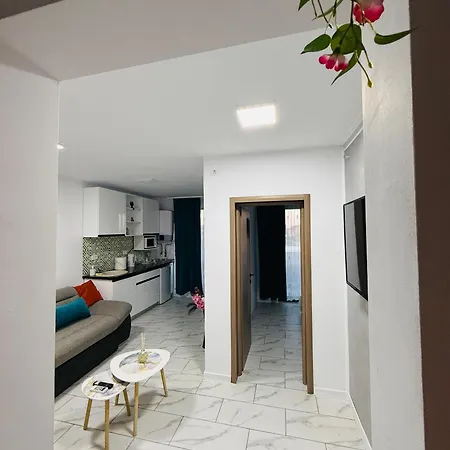 Simon Apartment